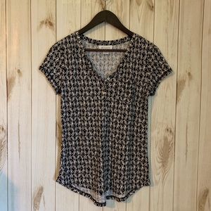Liz Claiborne | top